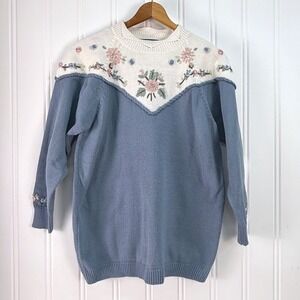 Vintage Floral Embroidered Sweater Blue White Knit Cottagecore M 80s 90s